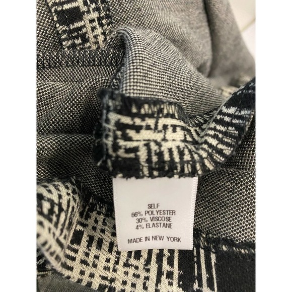 Of Mercer Beacon Dress MEDIUM Black White Sleeveless Abstract Print Fit & Flare - Picture 7 of 7